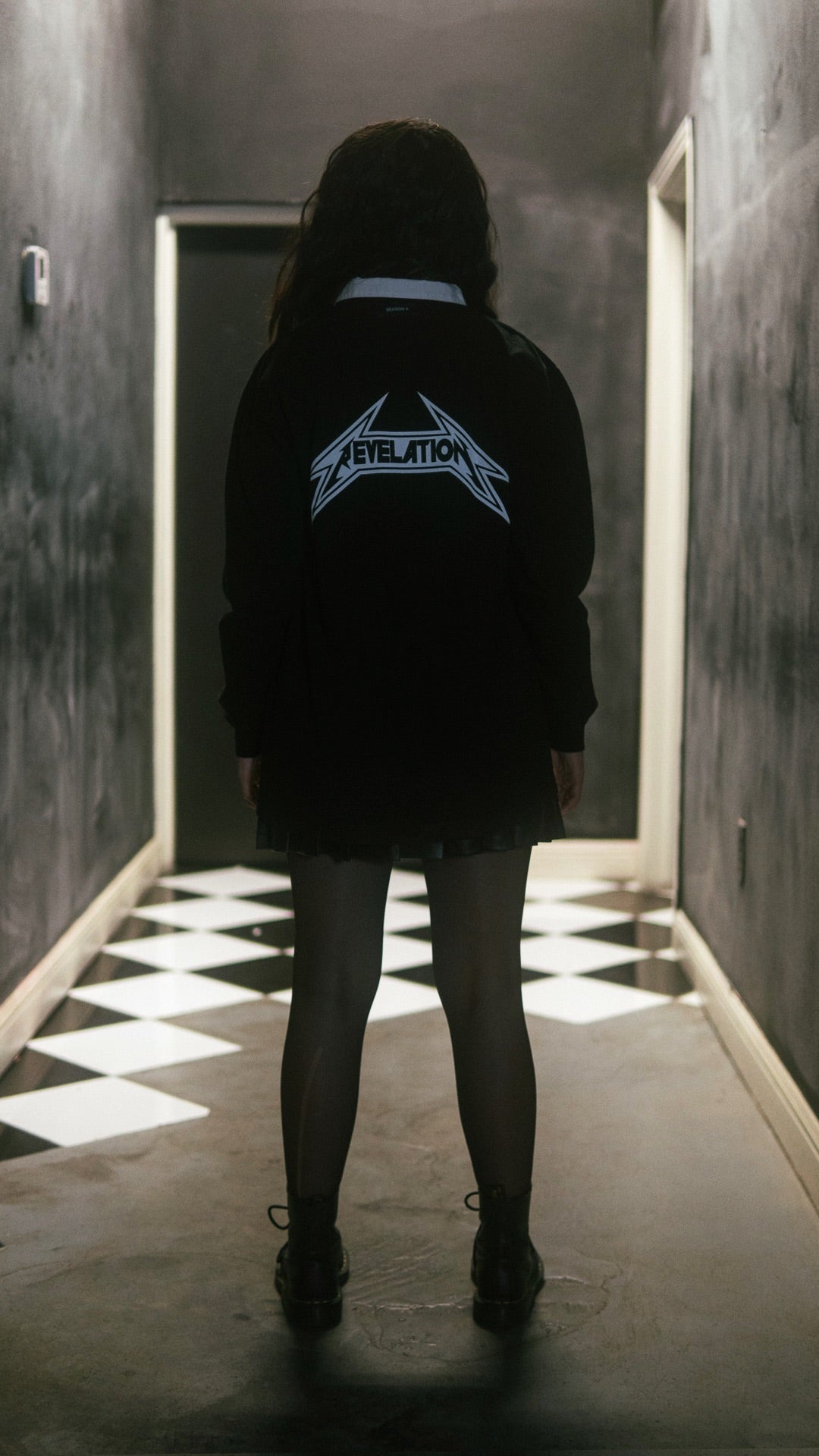 SEASON 4 2ND DELIVERY METAL LONG SLEEVE SHIRT (WHITE)